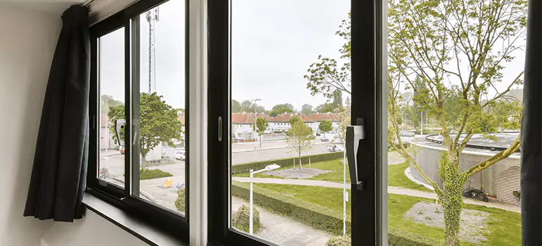 Aluminum End Vent Slider Windows in Doral, FL