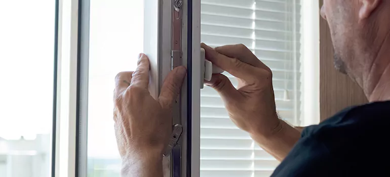Custom Hopper Windows in Doral, FL