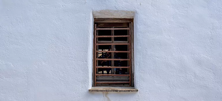 Residential Accordion Door Repair in Doral, FL