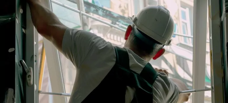 Install Exterior Storm Windows in Doral, FL